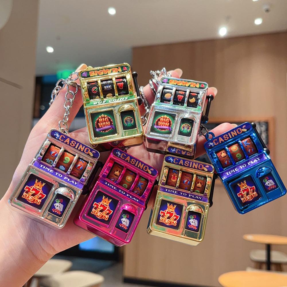 Fashion Slot Machine Keychain  - Fruit Slot Machine recension och pris