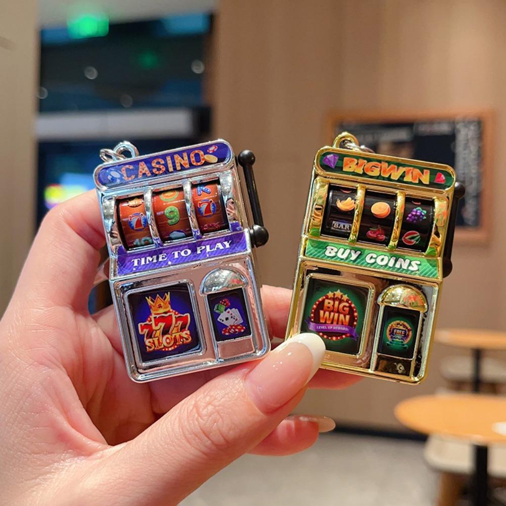 Fashion Slot Machine Keychain  - Fruit Slot Machine recension och pris