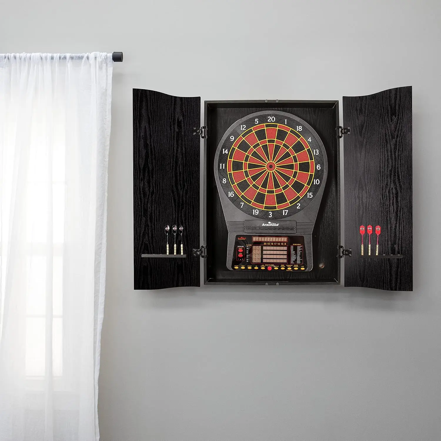 Black CricketPro Dartboard Cab - Electronic Dartboard Cabinet recension och pris
